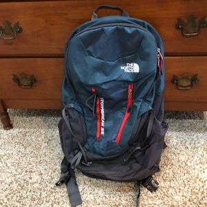 North face Stormbreak 35